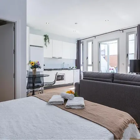Atico Moderno Apartment *